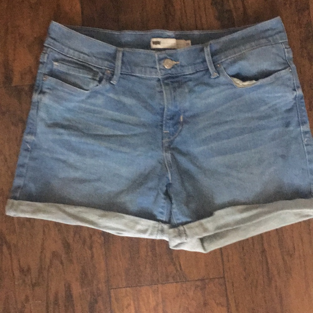 Levi’s jean shorts